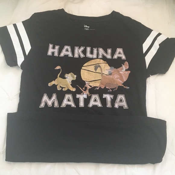 Black ”Hakuna Matata” shirt in good condition! - Picture 3 of 3